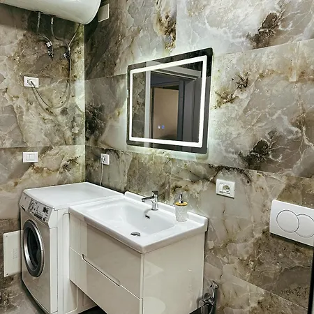 Downtown By Siaapartments * 地拉那