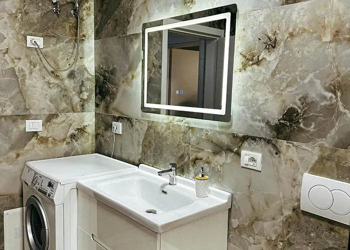 Downtown By Siaapartments * 地拉那